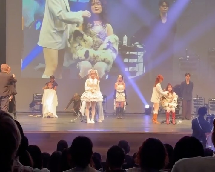 "HAIR SHOW LAYER"✨️