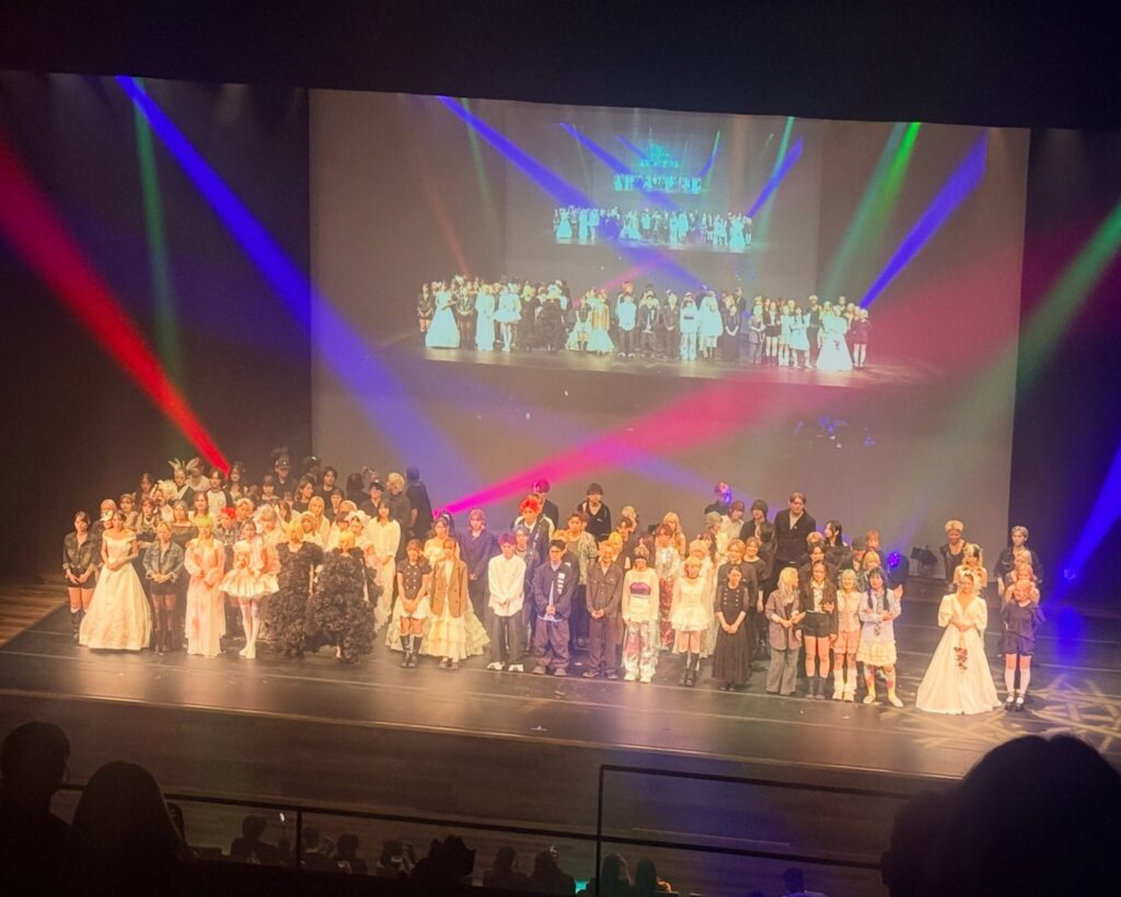 "HAIR SHOW LAYER"✨️